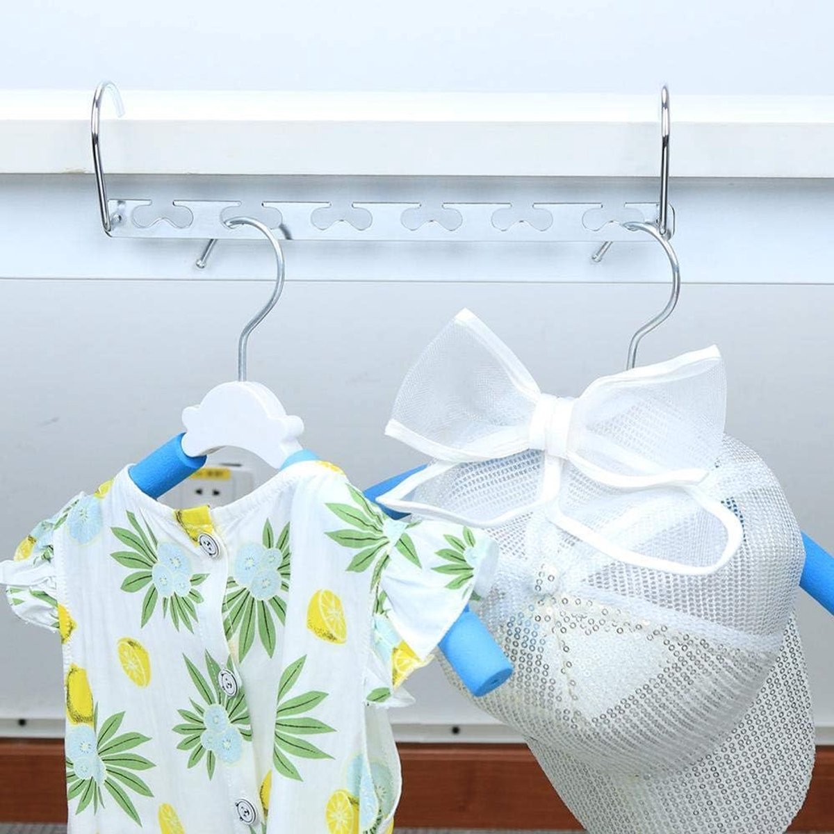 Kledinghanger Vouwbaar 4 Stuks - Chroom Plating - Ruimtebesparend - Geen Glijden - ShopVlot