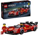 Voiture de course LEGO Speed Champions Ferrari 499P rouge avec accents jaunes et aileron noir. Inclut une figurine.