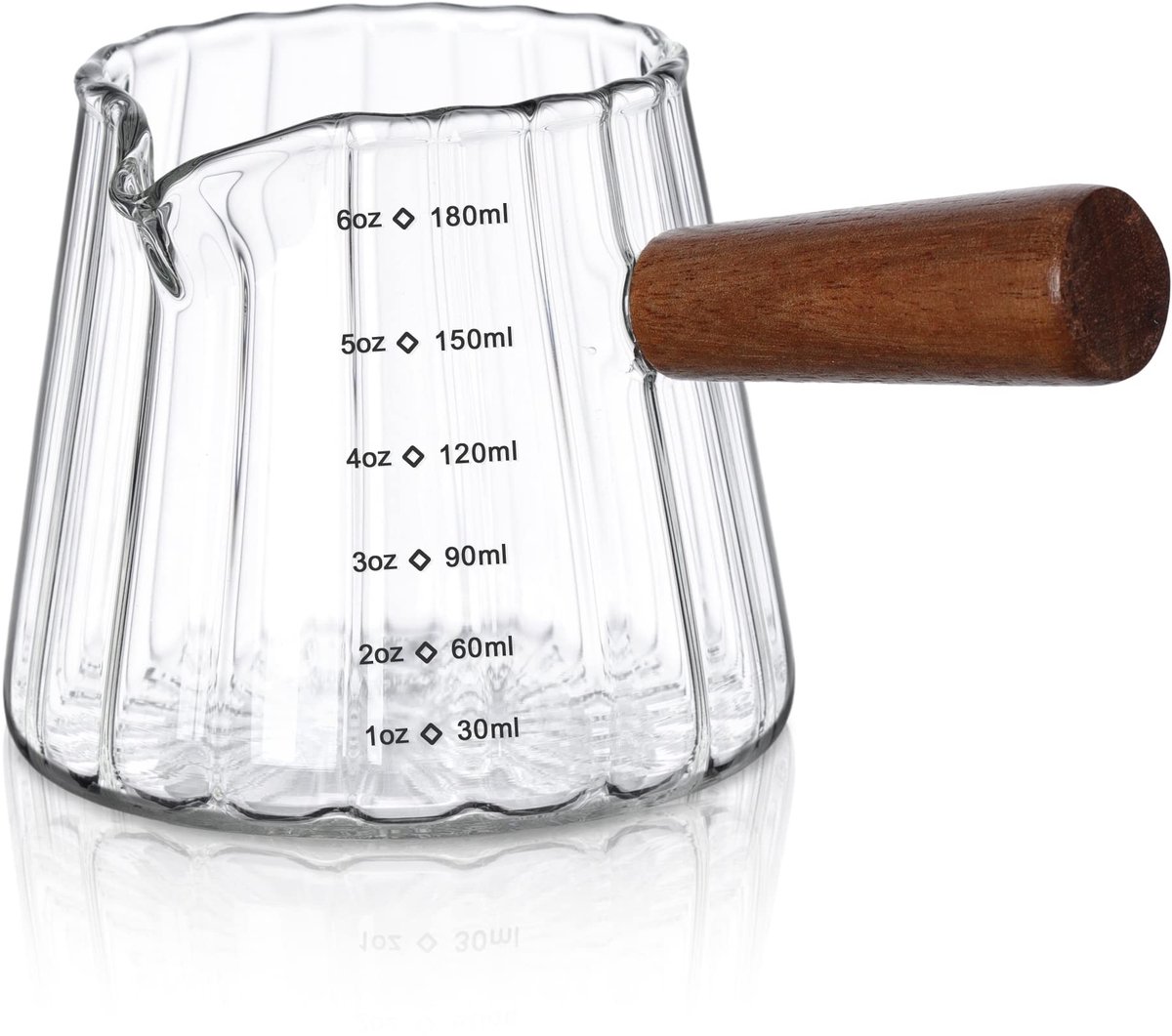 Dailygoods- Maatbeker 180ml - Borosilicaatglas - V-vormige uitloop - Houten handvat - Vaatwasmachinebestendig - Geschikt voor warme/koude dranken - Maatbeker Glas