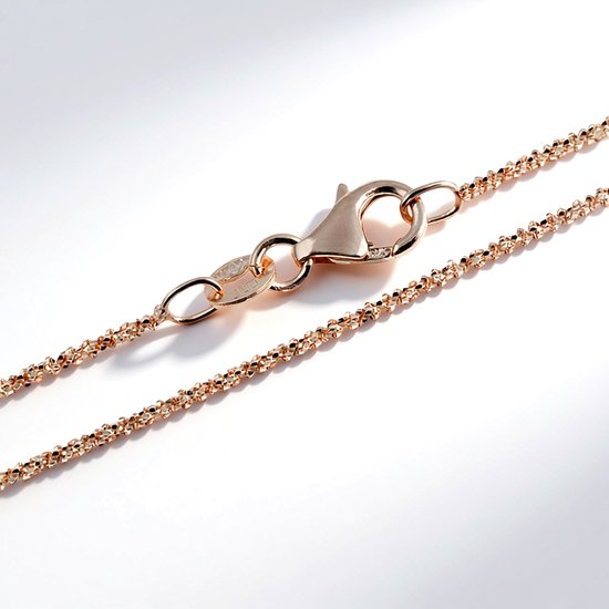 Rosé vergulde zilveren ketting met fijne criss cross schakels en karabijnsluiting.