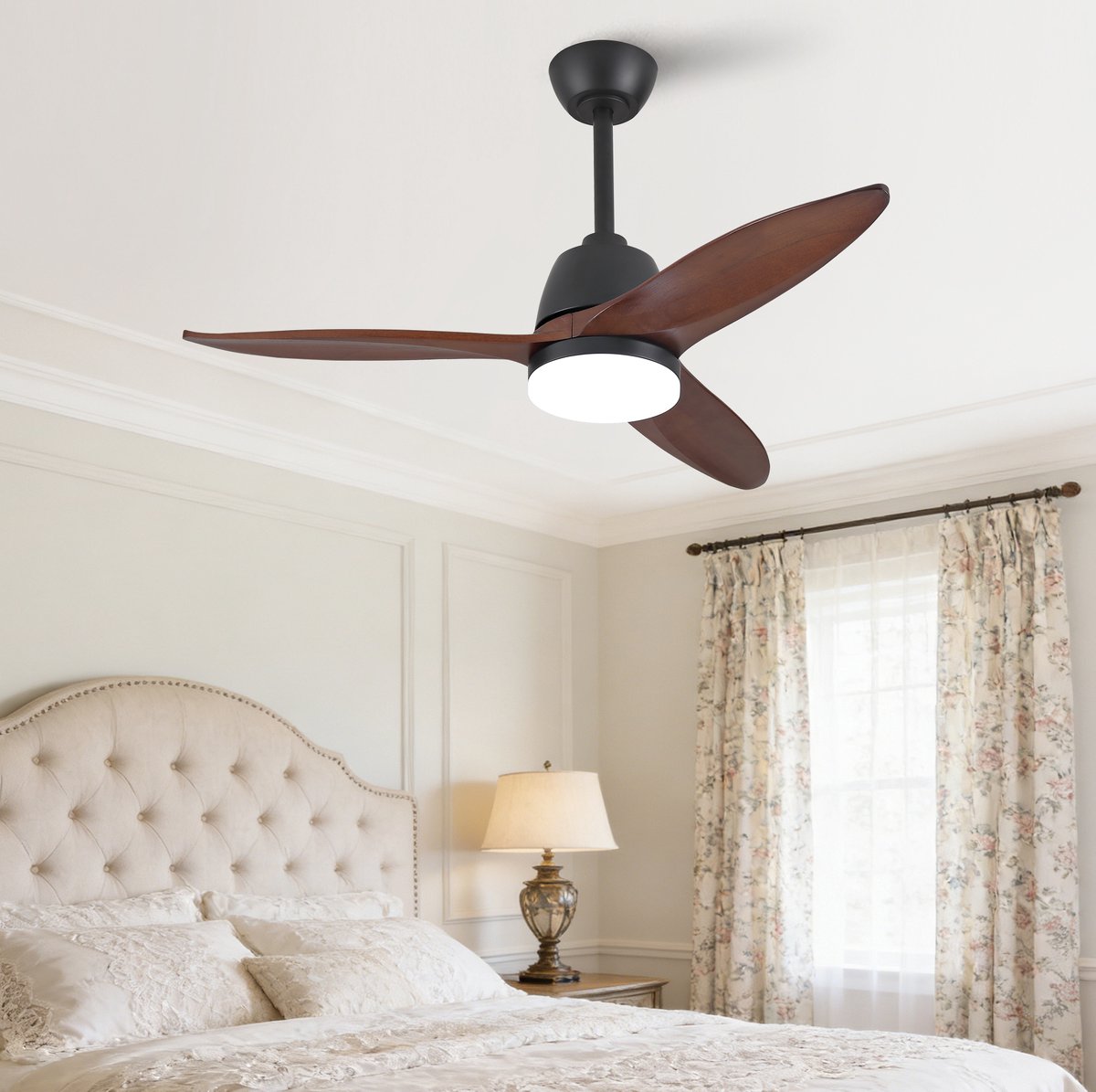 HAUSS SPOLE Ventilator - 42 Inch - Met Verlichting En Omkeerbare Luchtstroom - Massief Hout - Zwart En Donker Walnoot - Woonkamer