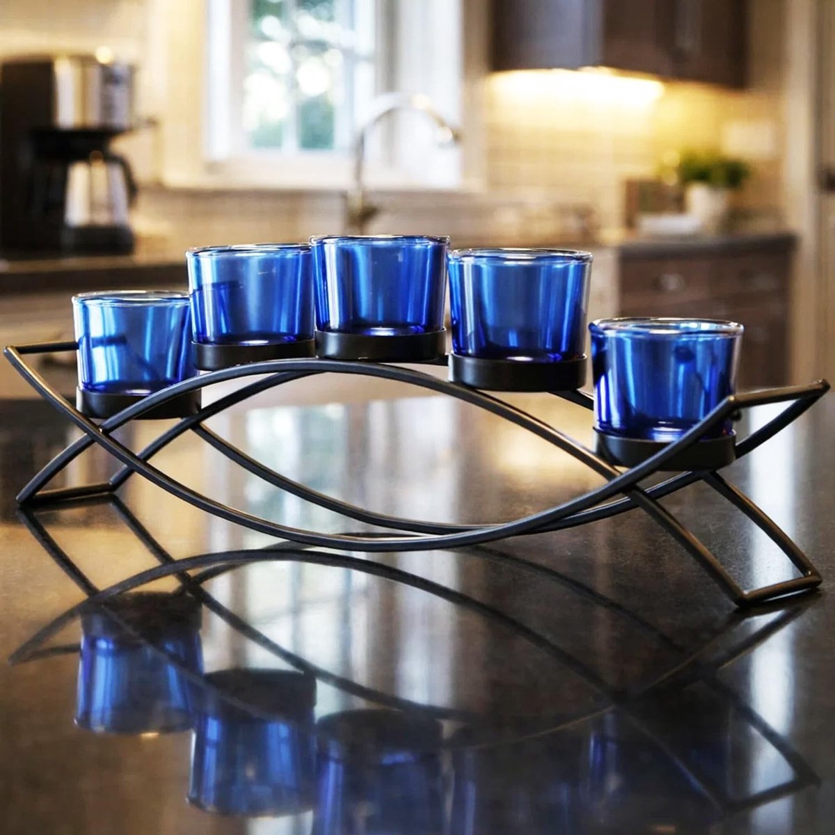 Omgoods - IJzeren Kaarsenhouder met 5 Glazen Cups voor Decoratie