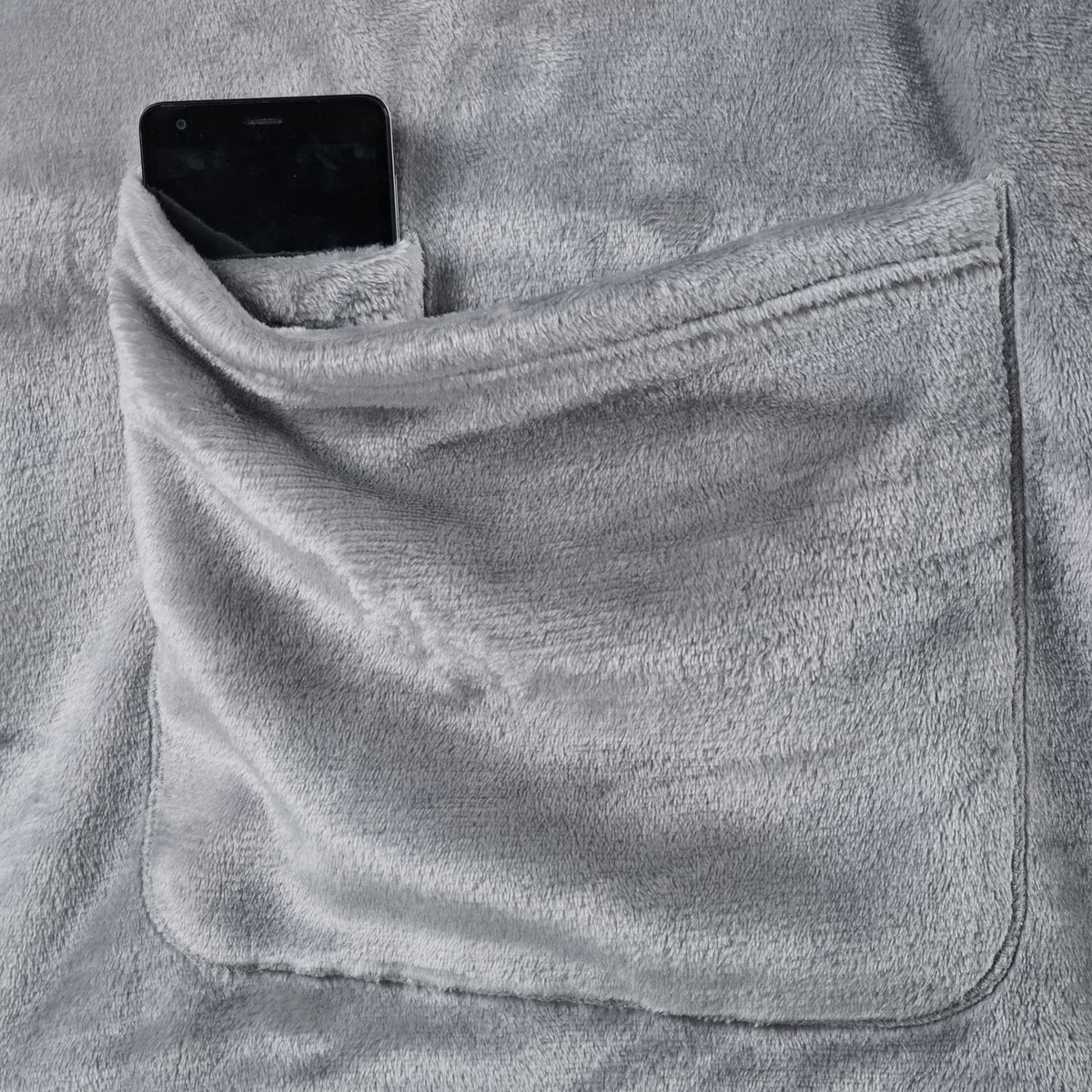 Omgoods - TV deken - knuffeldeken met mouwen - Staal - microvezeldeken - zachte fleece - 170x200 cm - geschikt voor volwassenen