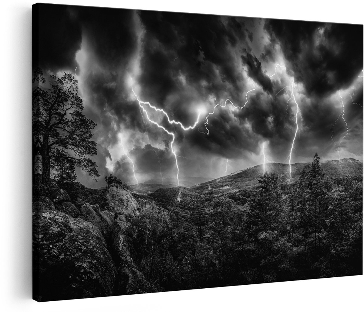 Artaza Canvas Schilderij Onweer in het Bos - Bliksem - Zwart Wit - 150x100 cm - Groot - Foto Op Canvas - Wanddecoratie Woonkamer