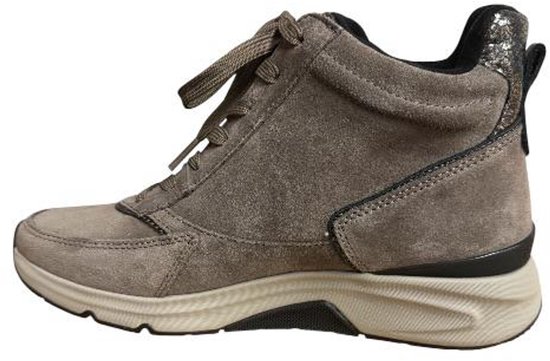 Grijze damessneakers van suède met vetersluiting en glitterdetails op de hiel.