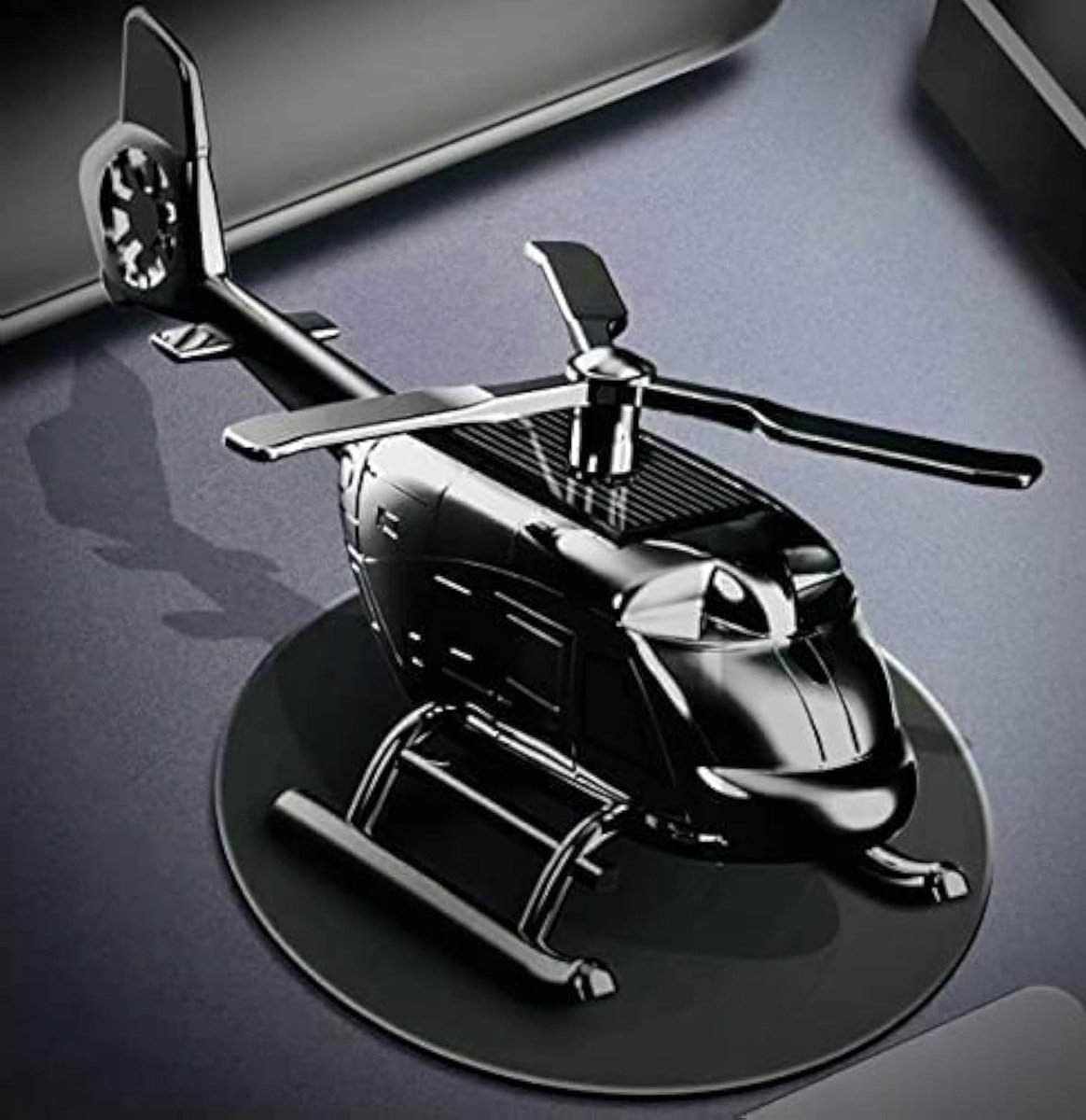 Helicopter Luchtverfrisser - Auto Aromadiffuser - Auto Interieur - Zonne-energie Ventilator - 10.5 cm - Zwart
