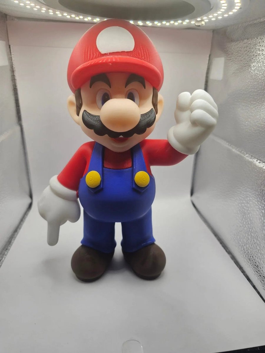 Mario 3D Figurine 22 cm – 3D Printed Gaming Collectible