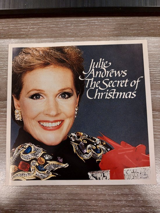 Julie Andrews – The Secret Of Christmas