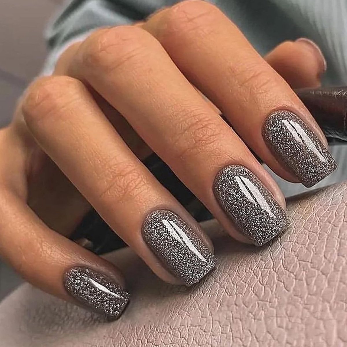 SnelShoppen - 24 Pcs Valse Nagels Korte Vierkante Franse Nagels met Patroon, Acryl Volledige Dekking voor Vrouwen en Meisjes, Zwart Glanzend, Manicure
