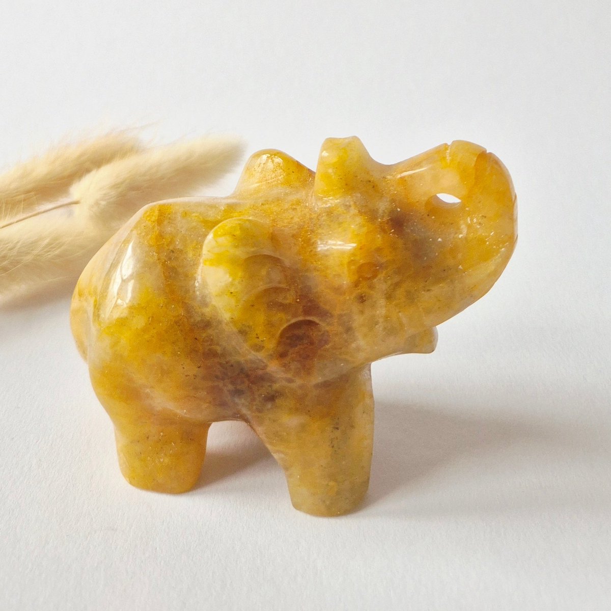 Golden healer Edelsteen Olifant 7x5cm – Handgesneden Kristallen Beeldje