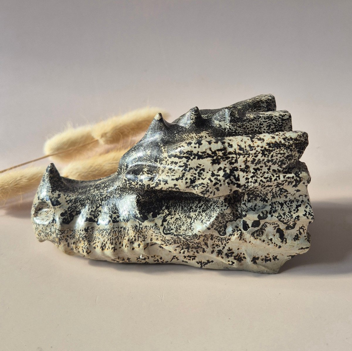 Picture Jasper Drakenschedel 12 cm – Handgeslepen Edelsteen Dragon Skull