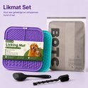 Likmat set met paarse en blauwe matten, hond en kat, een zwarte spatel en borstel.