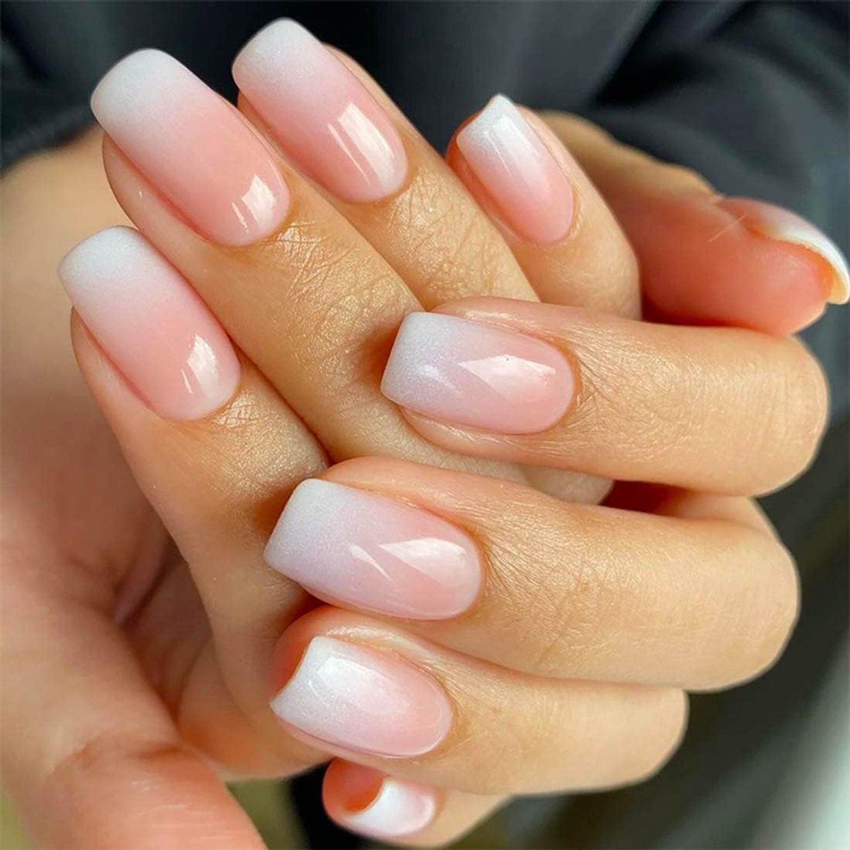 24 stuks Franse middelgrote vierkante nepnagels naakt roze kleur bijpassende glanzende valse nagels druk op nagels voor vrouwen en meisjes (roze 5)