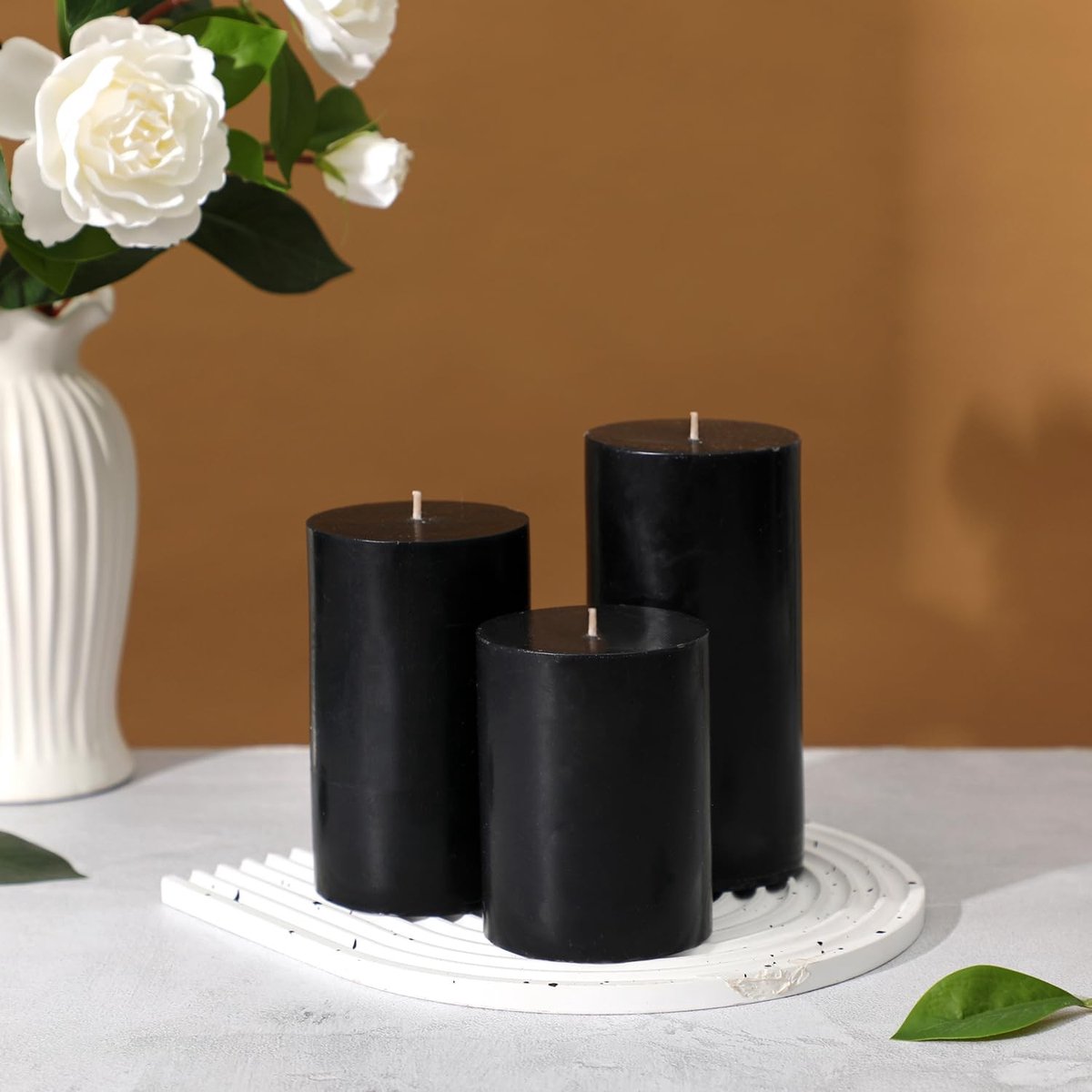 Omgoods - Zwarte Stompkaarsen Set van 3 - Geurvrij en Rookvrij voor Modern Decor