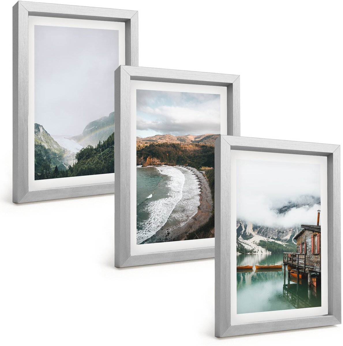 Tulup 4-Delige Schilderij Set - Uitzicht op de bergen en het strand met wolken en water. - 20 x 30 cm - Wanddecoratie - Muurdecoratie - Moderne Interieurdecoratie - Stijlvolle Muurdecoratie