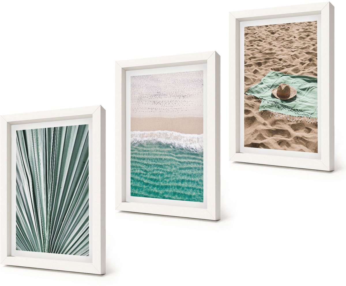Coloray 3-Delige Schilderij Set - Uitzicht op het strand aan zee tijdens een zomervakantie - 20x30 - Moderne Wanddecoratie - Woonkamer