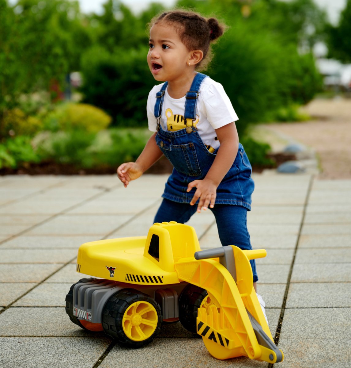 BIG - Power Worker Maxi Graafmachine - Loopauto - Werkvoertuig - 50kg belastbaar - vanaf 3 jaar - Buitenspeelgoed — afbeelding 15