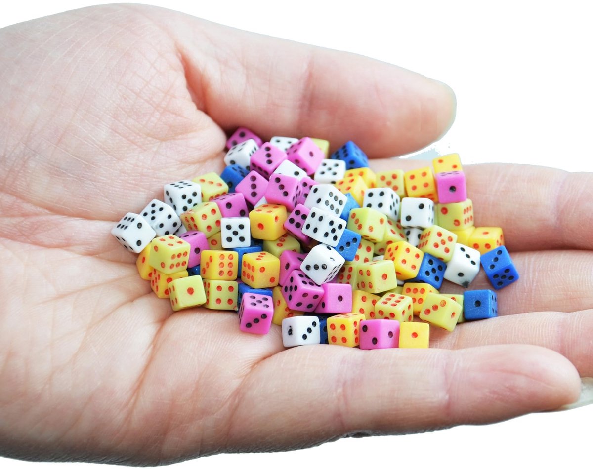 SolidKeus - Set van 100 Mini D6 Dobbelstenen in Verschillende Kleuren