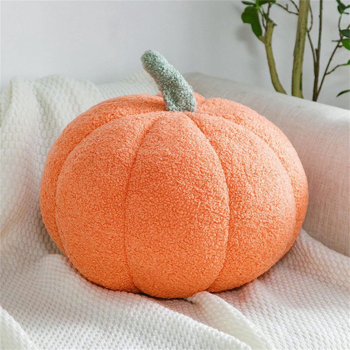 SolidKeus - Pluche 3D Pompoen Kussen, Decoratief en Comfortabel (20 cm)