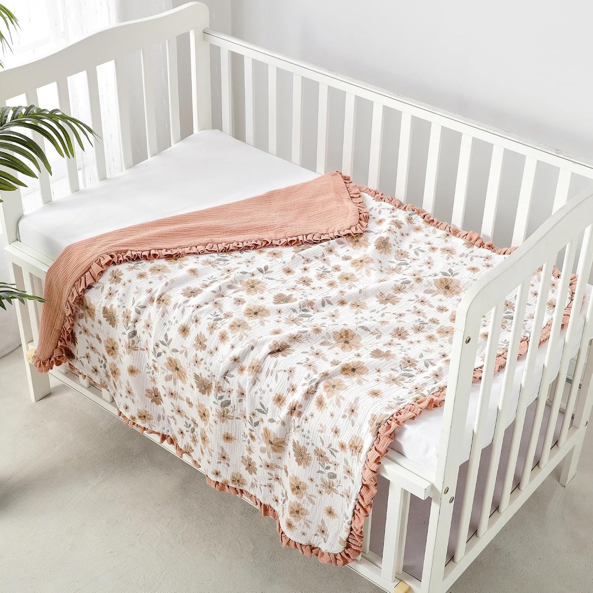 Florale babydeken van 100% biologisch katoen mousseline 100x100cm (40''x40''), pasgeboren babydeken voor babyparty en verjaardag - madeliefjes met bezetstuk