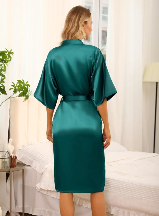 Kimono-kamerjassen, satijnen kimonogewaad, pauwen en bloesems, zijden ochtendjas voor vrouwen, lange zijden badjassen voor bruid en bruidsmeisjes — afbeelding 2