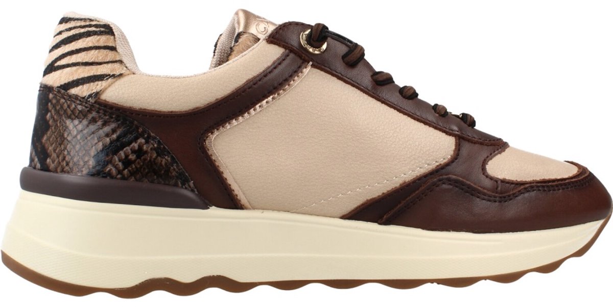 Carmela 16422102 Schoenen Beige,Bruin EU 38 Vrouw