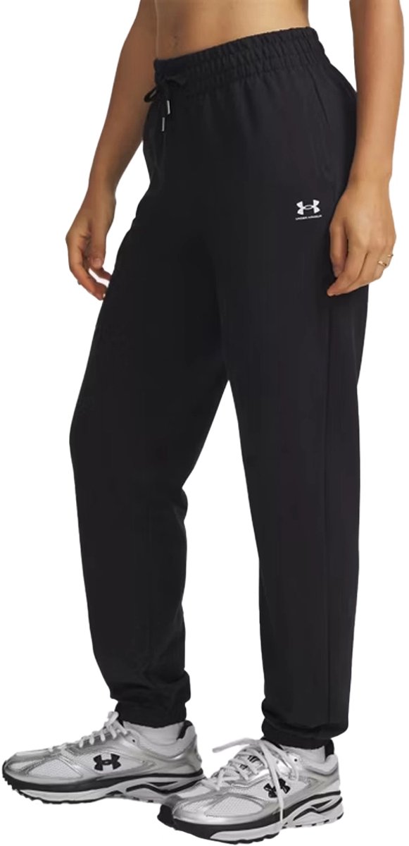 Under armour sport terry jogger in de kleur zwart.