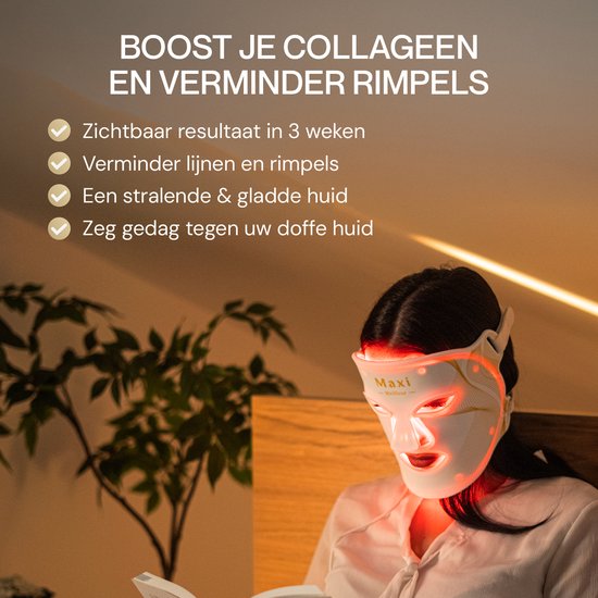 Vrouw met een rood LED gezichtsmasker op, met gouden lijnen en het logo Maxi Meilleur.