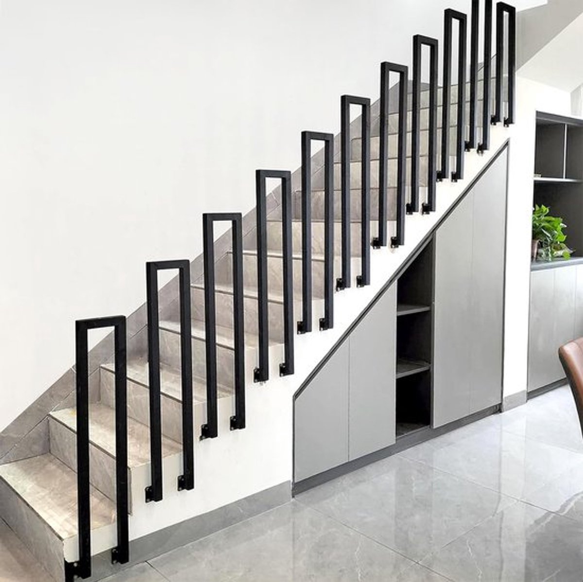 Trapleuning Zwart - U-vormige Balustrade - Trapleuninghouders - Balustrade Binnen/Buiten - Hoogte 85 cm - Stabiele Bevestiging