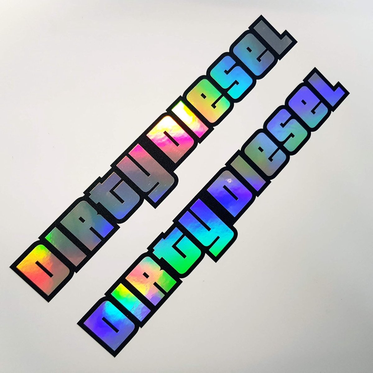 Sticker Dirty Diesel hologram - 2 x 18 cm - metallic effect - ideaal voor auto of scooter - ShopVlot