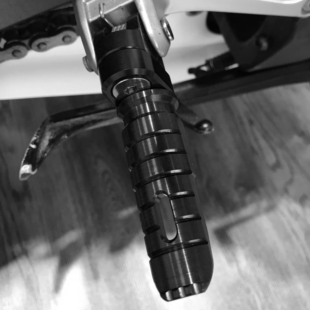 Voorkeursvoeten voor Motorfiets, Aluminium Anti-slip Vervangingen voor Brutale 800 RR, Comfort en Veiligheid voor Motorrijders