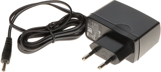 Zwarte TP-Link 5V 0.6A stroomadapter met een ronde plug en Europese stekker.