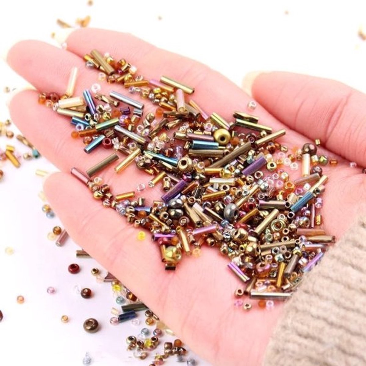 2500 Stuks Ronde Glazen Zaadparels voor Sieraden Maken - Gemengde Tube en Pony Beads in Roze, 50g Verpakking voor Creatieve Accessoires
