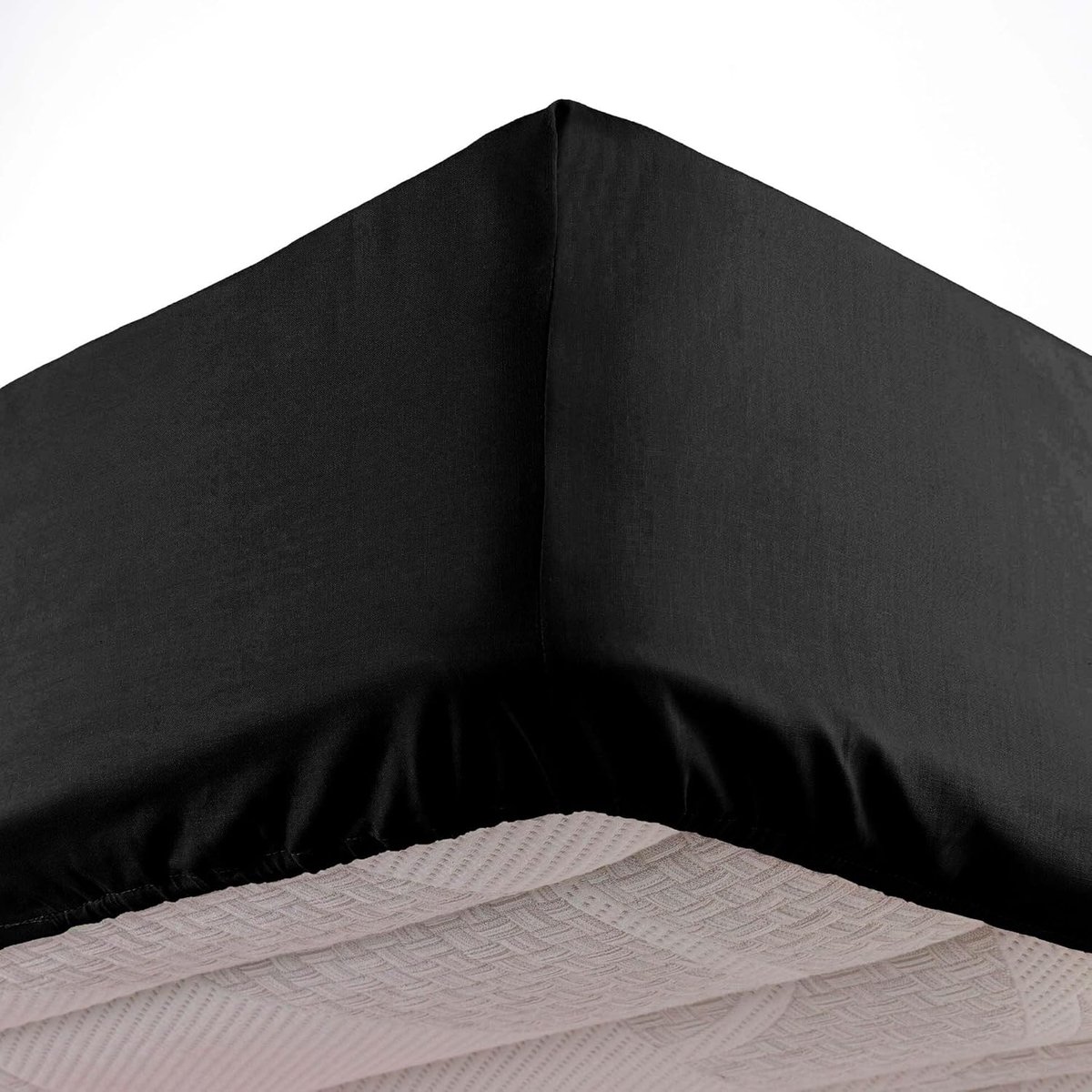 SnelShoppen - Fitted Sheet 140 x 190 cm - Zwart - Microfiber - Comfortabel en Duurzaam - Ideaal voor Bed, Logies en Gastenkamers