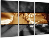 GroepArt - Schilderij -  Handen - Sepia, Bruin - 120x80cm 3Luik - 6000+ Schilderijen 0p Canvas Art Collectie