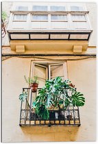 Dibond - Balkon met Groene Planten - 70x105 cm Foto op Aluminium (Wanddecoratie van metaal)