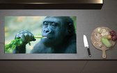 Inductieplaat Beschermer - Jonge Gorilla van Dichtbij - 90x52 cm - 2 mm Dik - Inductie Beschermer van Vinyl