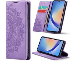 Casemania Hoesje Geschikt voor Samsung Galaxy A34 5G Bright Lila - Mandala Dunne Portemonnee Book Case - Slim Wallet Case met Pasjeshouder