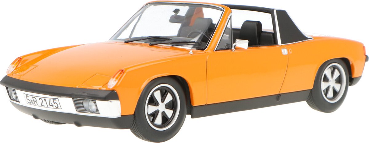 Maqueta de coche: Porsche 934 RSR - Revell - Calle De Las Maquetas