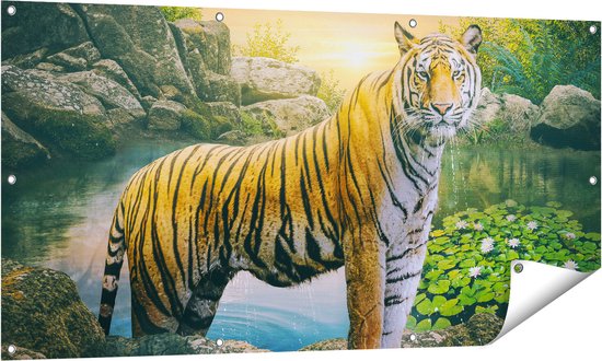 Gards Tuinposter Luipaard in een Vijver bij Zonsondergang - 140x70 cm - Tuindoek - Tuindecoratie - Wanddecoratie buiten - Tuinschilderij