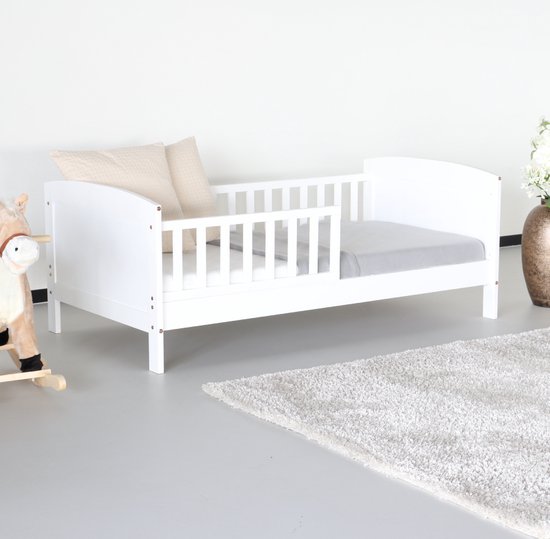 Foto: Peuterbed wit hout 140x70cm milene inclusief lattenbodem kinderbed