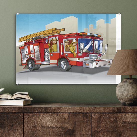 ® Glasschilderij 60x40 cm - Schilderij acrylglas - Kinderillustratie van brandweermannen in brandweerauto - Foto op glas - Muurdecoratie woonkamer - Wanddecoratie slaapkamer - Schilderijen