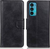 Mobigear Telefoonhoesje geschikt voor Motorola Edge 20 Hoesje | Mobigear Classy Bookcase Portemonnee | Pasjeshouder voor 2 Pasjes | Telefoonhoesje voor Pinpas / OV Kaart / Rijbewijs - Zwart