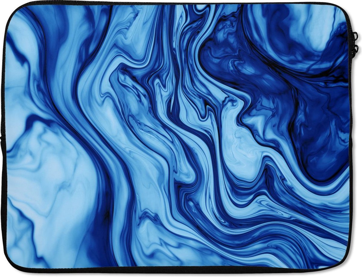 Laptophoes 14 inch - Marmer print - Inkt - Blauw - Laptop sleeve - Binnenmaat 33x23 cm - Zwarte achterkant