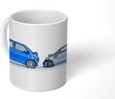 Mok - tekening van twee auto wrakken door een botsing - 350 ML - Beker