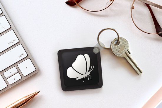 Porte-clés Animaux illustration fond noir - Une illustration d'un papillon sur fond noir Porte-clés plastique - Porte-clés carré avec photo
