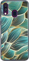 Geschikt voor Samsung Galaxy A40 hoesje - Patronen - Goud - Abstract - Golf - Siliconen Telefoonhoesje