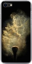 Geschikt voor iPhone 7 hoesje - Goud poeder op een zwarte achtergrond - Siliconen Telefoonhoesje