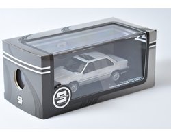Volvo 780 Bertone 1977 - 1:43 - Triple 9 Collection