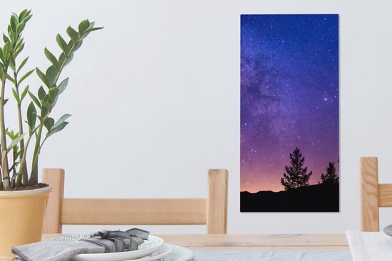 Tableau sur toile Voie lactée violette sur une zone montagneuse - 20x40 cm - Décoration murale